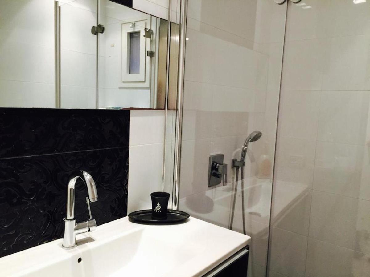 Regency Residence With Pool - Next The Beach Herzliya Екстер'єр фото